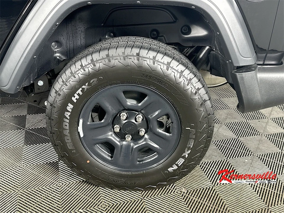 2026 Jeep JL Wrangler - Image 17 of 21