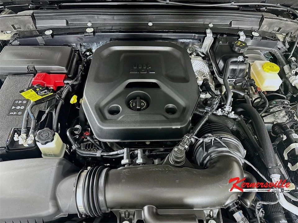 2026 Jeep JL Wrangler - Image 18 of 21