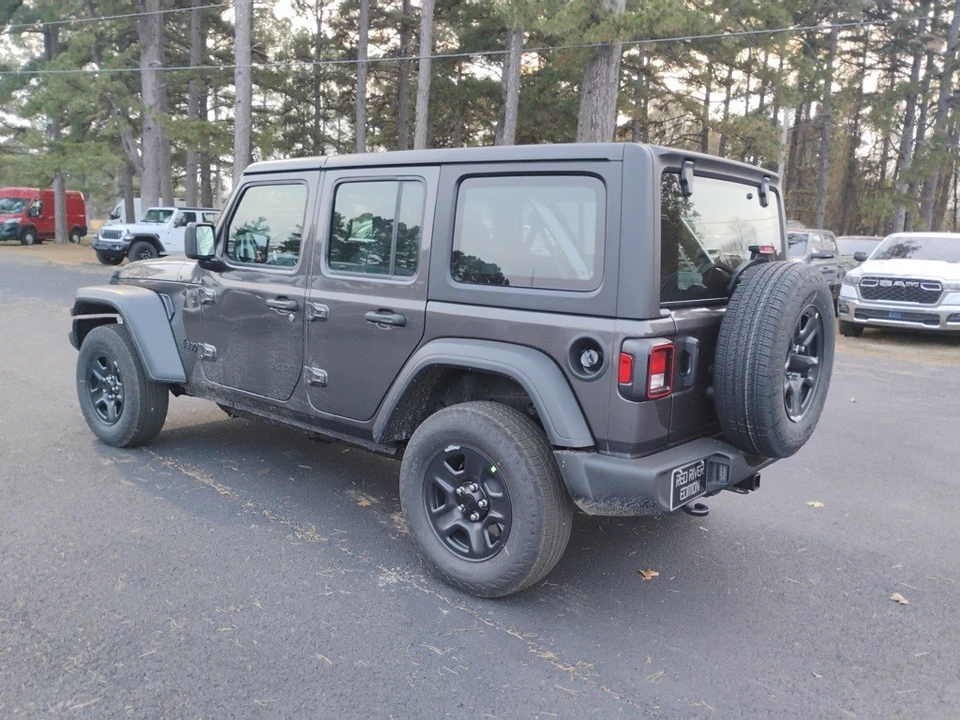 2026 Jeep JL Wrangler - Image 7 of 12