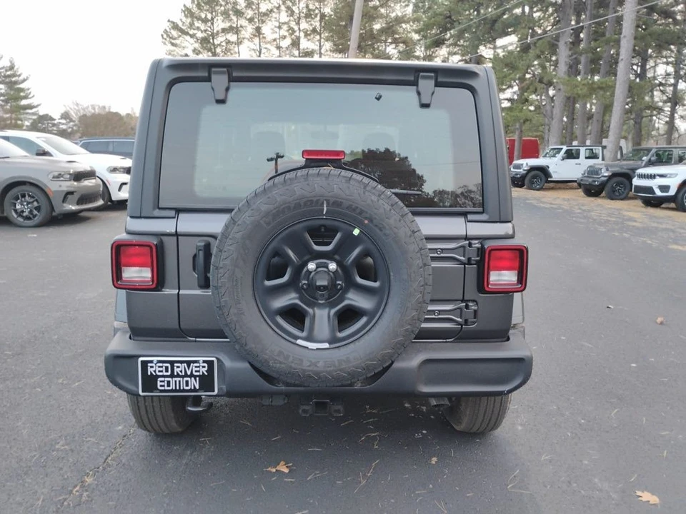 2026 Jeep JL Wrangler - Image 6 of 12
