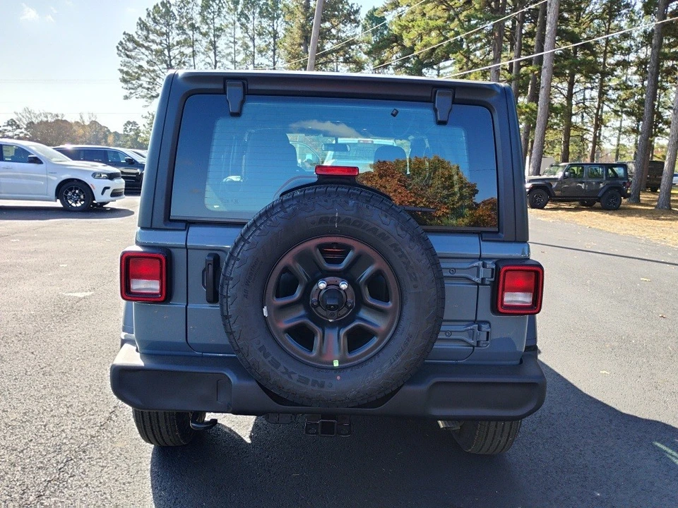 2026 Jeep JL Wrangler - Image 6 of 12