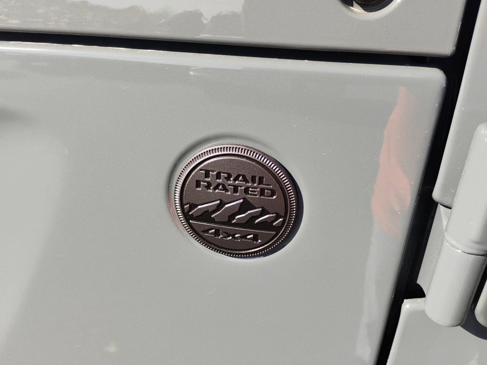 2026 Jeep JL Wrangler - Image 11 of 12