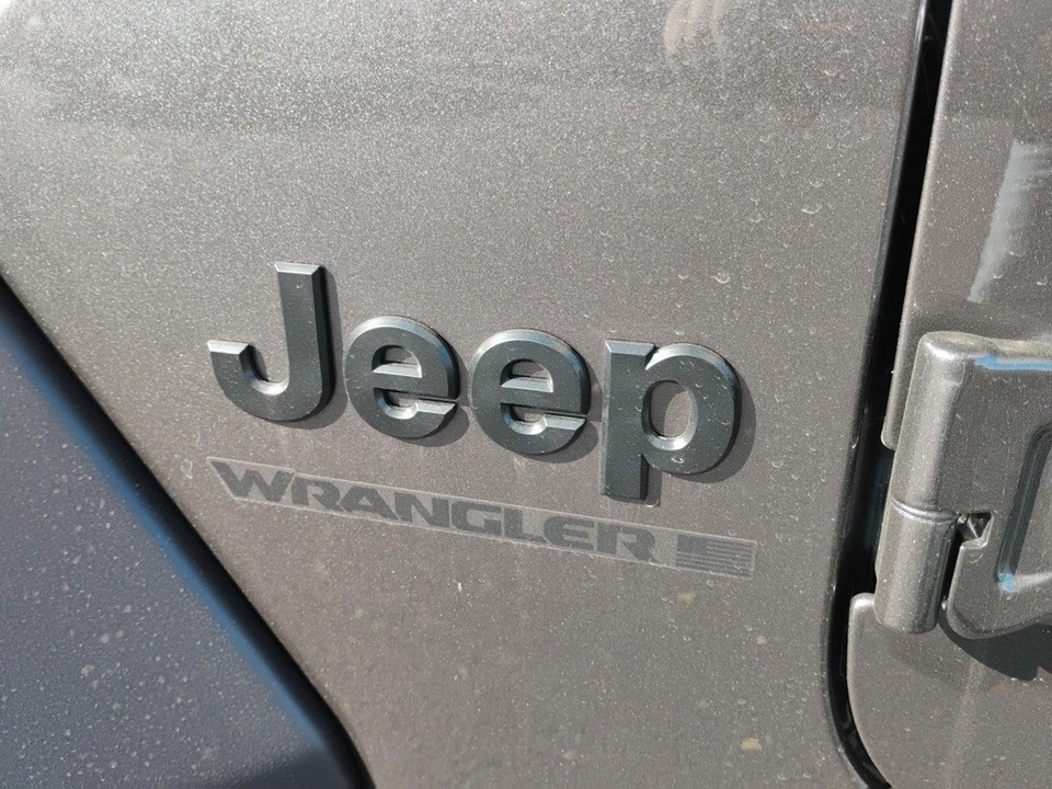 2026 Jeep JL Wrangler - Image 10 of 12