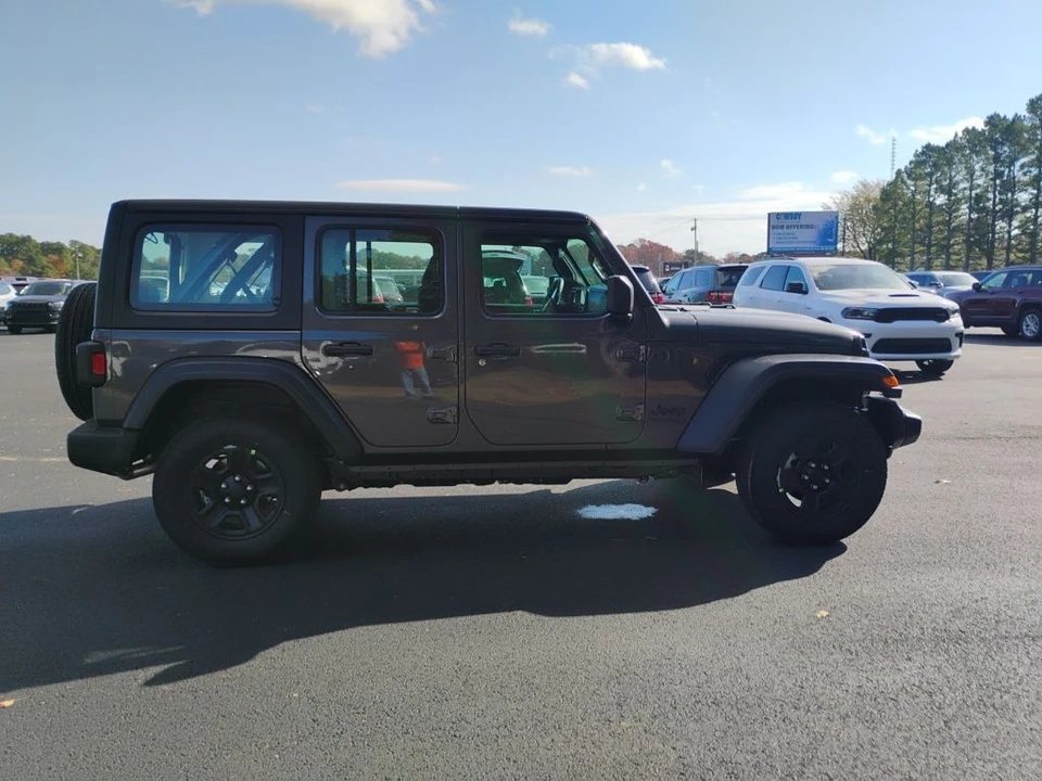 2026 Jeep JL Wrangler - Image 4 of 12