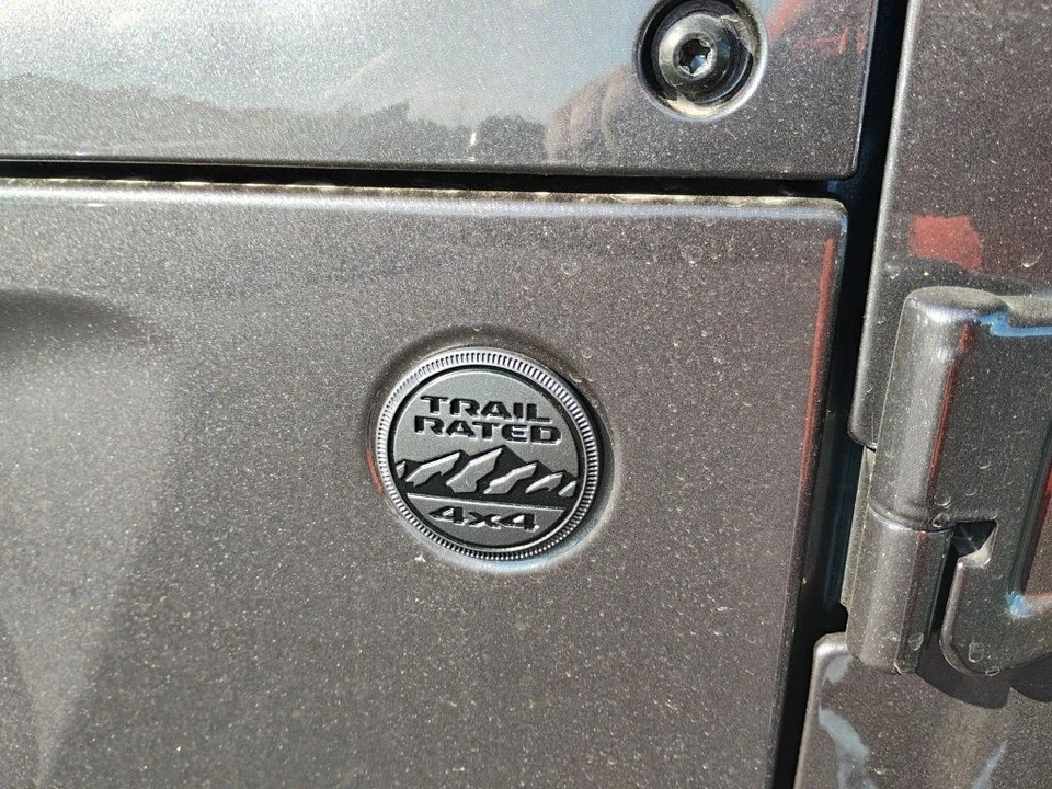 2026 Jeep JL Wrangler - Image 11 of 12
