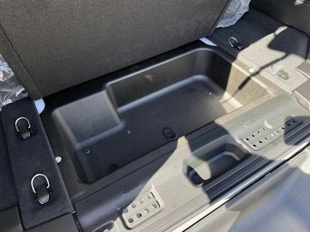 2026 Jeep JL Wrangler - Image 18 of 21