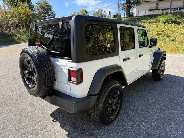 2026 Jeep JL Wrangler - Image 7 of 21