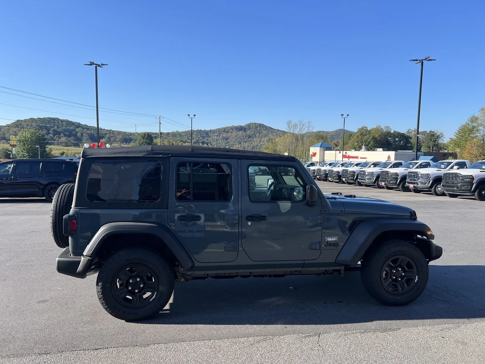 2026 Jeep JL Wrangler - Image 4 of 20