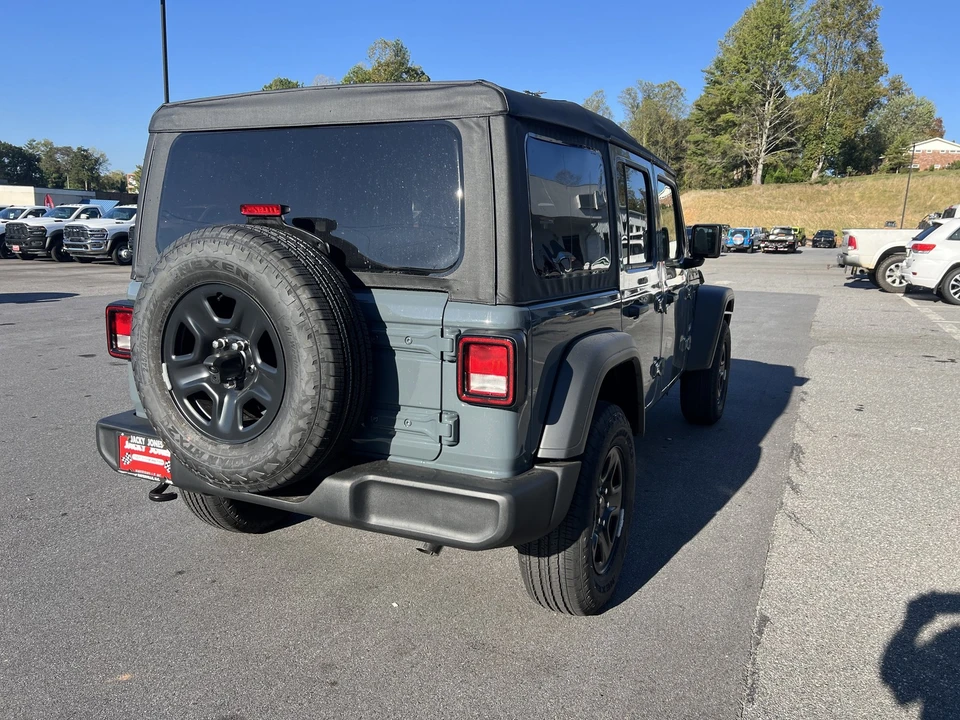 2026 Jeep JL Wrangler - Image 3 of 20