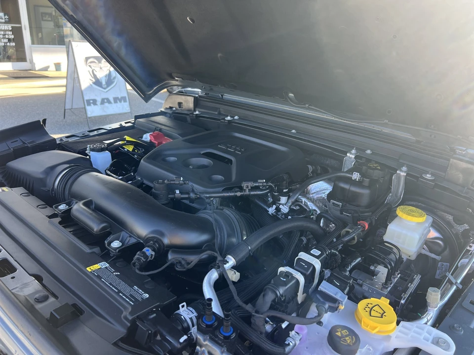 2026 Jeep JL Wrangler - Image 20 of 20