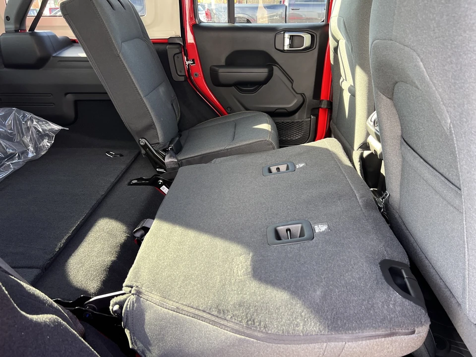2026 Jeep JL Wrangler - Image 9 of 21