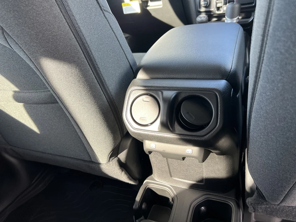 2026 Jeep JL Wrangler - Image 10 of 21
