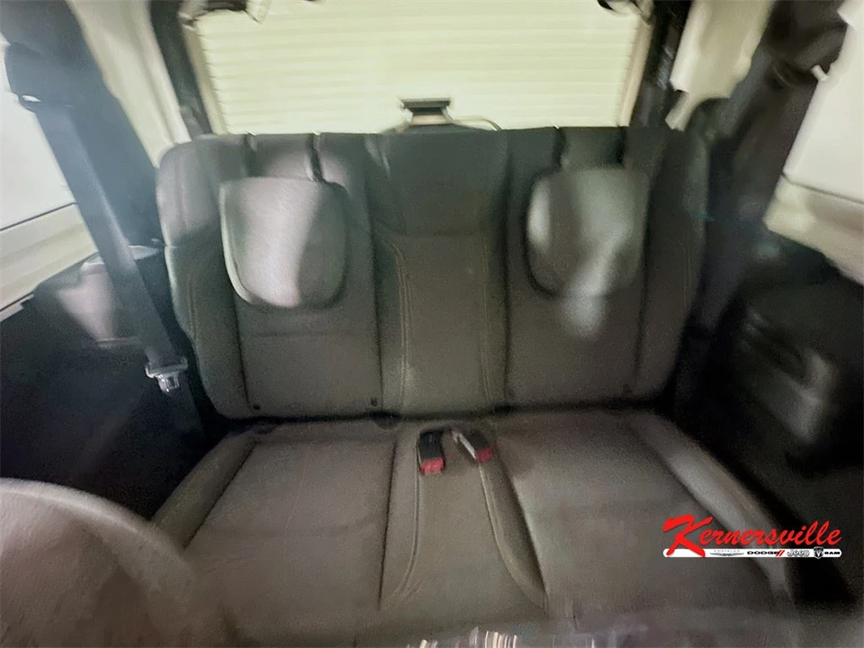 2026 Jeep JL Wrangler - Image 10 of 21