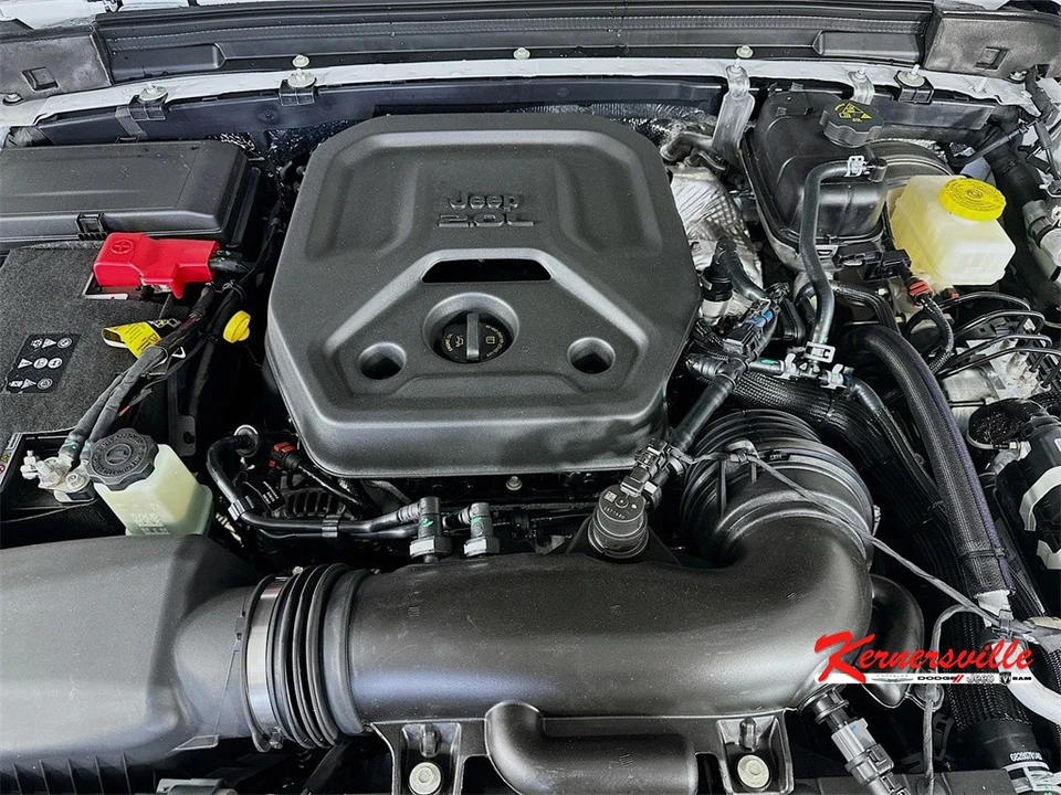 2026 Jeep JL Wrangler - Image 18 of 21