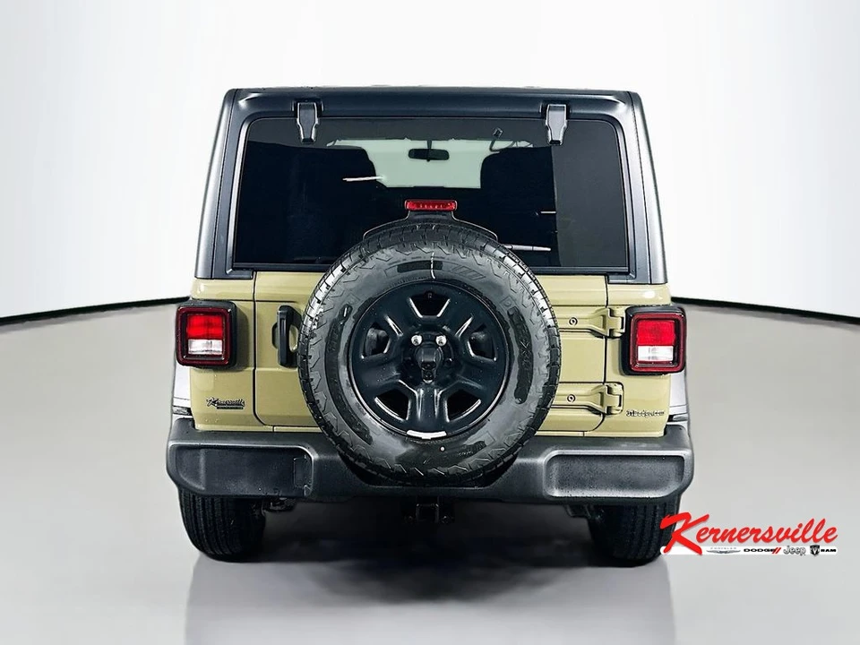 2026 Jeep JL Wrangler - Image 6 of 12