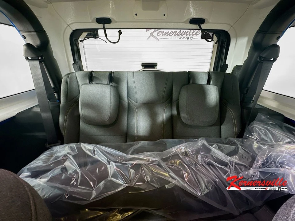 2026 Jeep JL Wrangler - Image 10 of 21