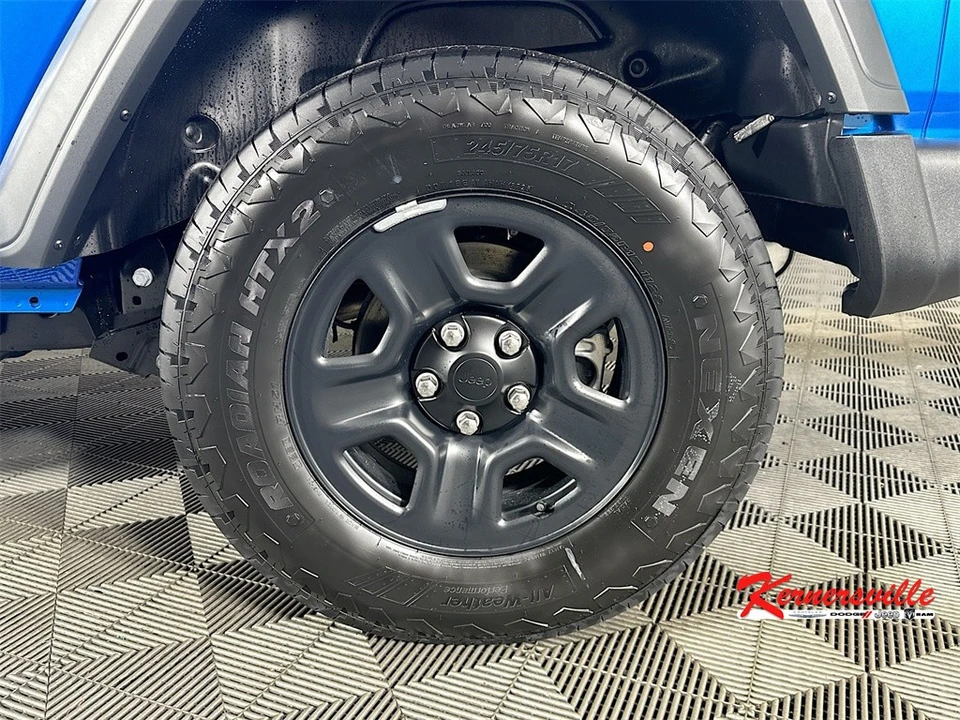 2026 Jeep JL Wrangler - Image 17 of 21