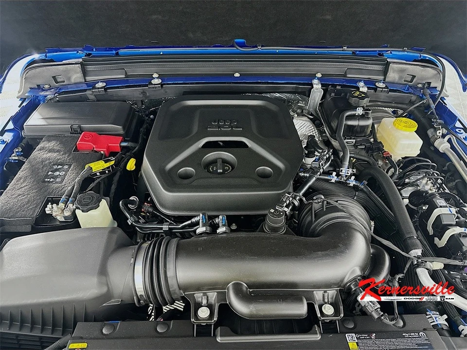 2026 Jeep JL Wrangler - Image 18 of 21