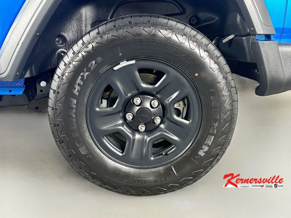 2026 Jeep JL Wrangler - Image 17 of 21