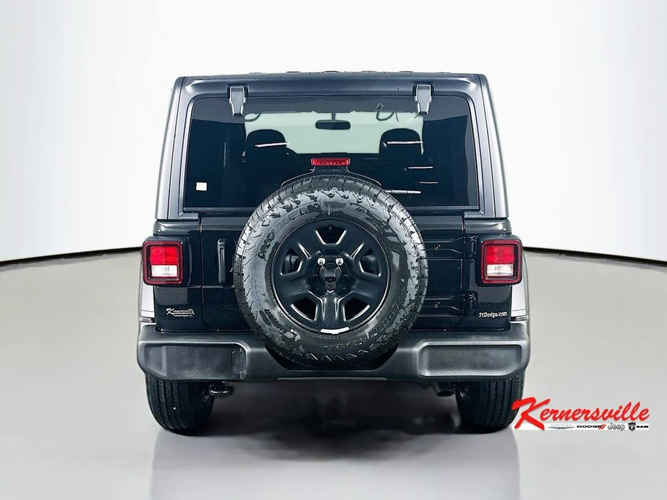 2026 Jeep JL Wrangler - Image 6 of 12