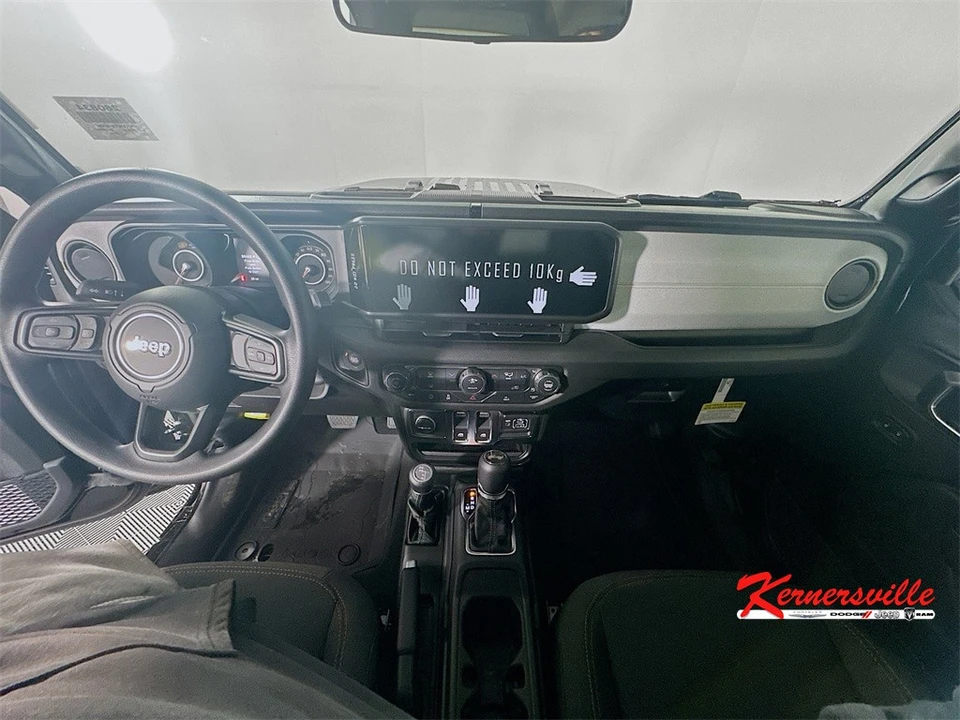 2026 Jeep JL Wrangler - Image 9 of 19