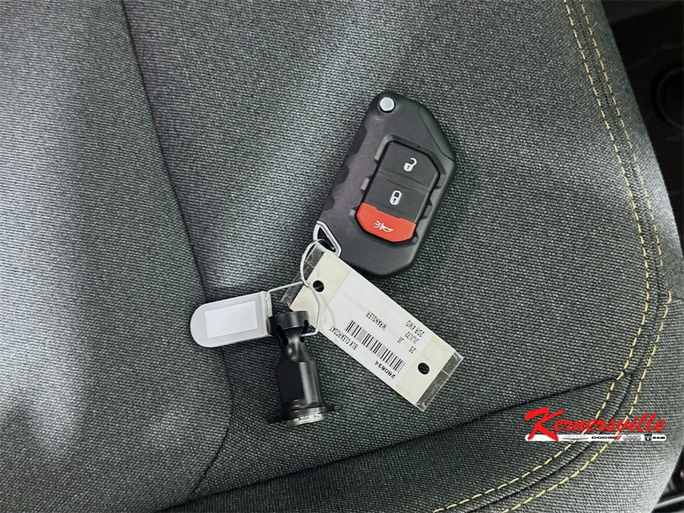 2026 Jeep JL Wrangler - Image 18 of 19