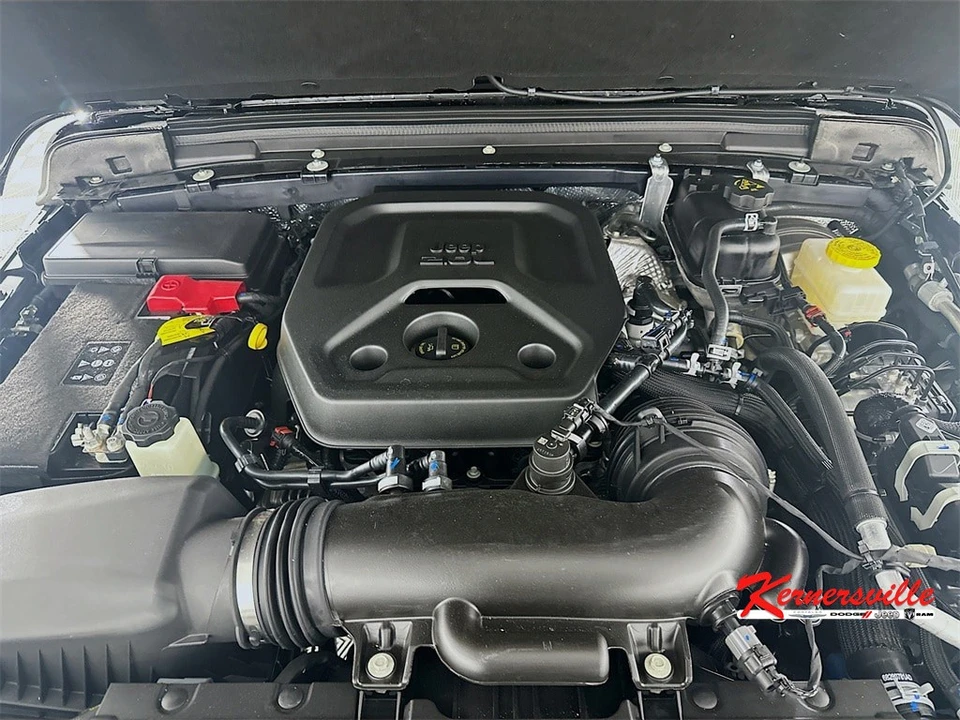 2026 Jeep JL Wrangler - Image 16 of 19