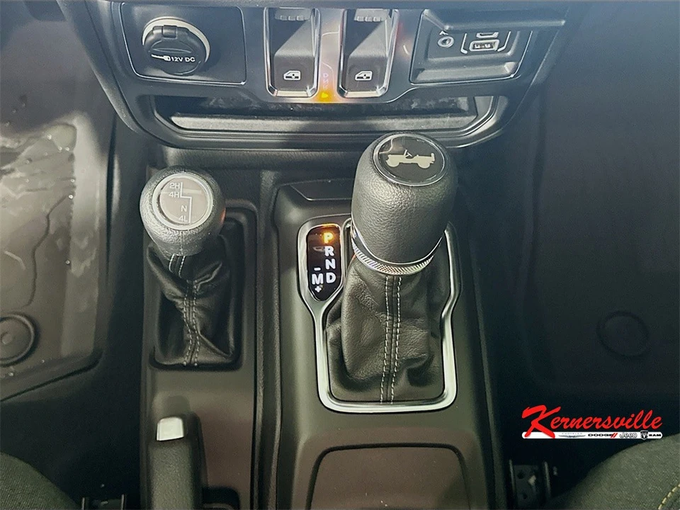 2026 Jeep JL Wrangler - Image 12 of 19