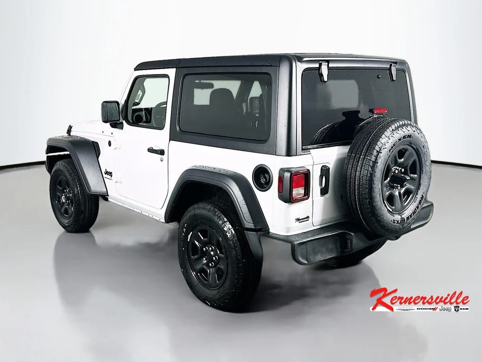 2026 Jeep JL Wrangler - Image 5 of 12