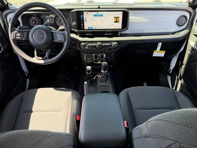 2026 Jeep JL Wrangler - Image 16 of 20