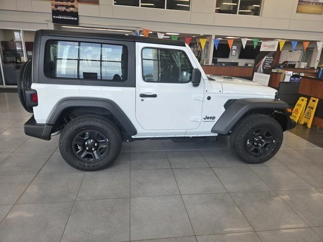 2026 Jeep JL Wrangler - Image 2 of 17