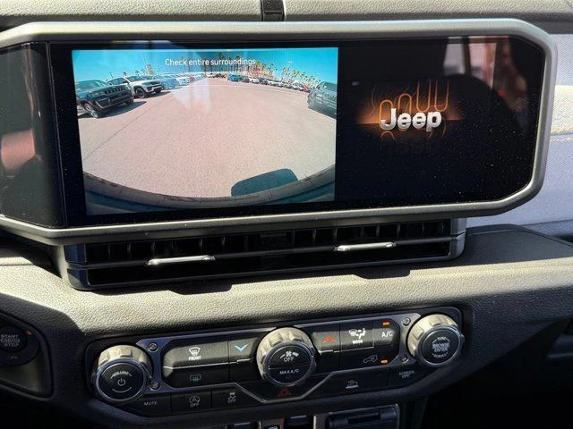 2026 Jeep JL Wrangler - Image 15 of 20