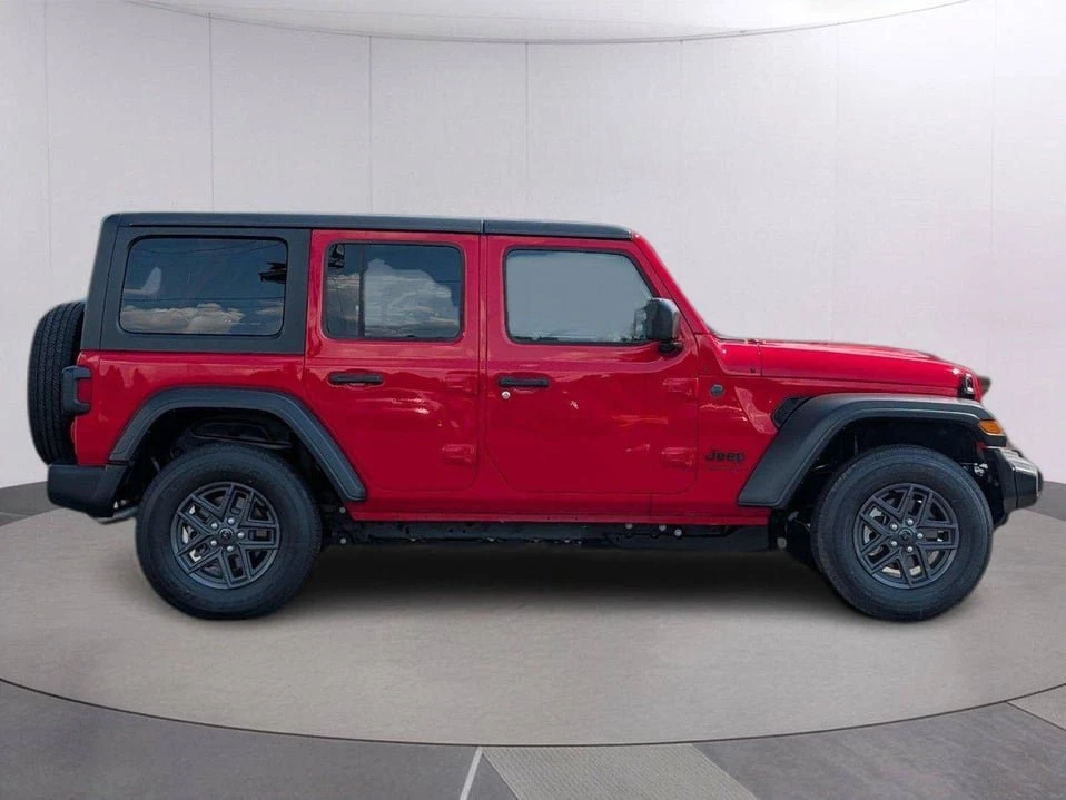 2026 Jeep JL Wrangler - Image 6 of 10