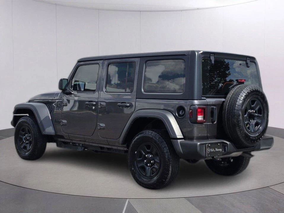 2026 Jeep JL Wrangler - Image 7 of 10