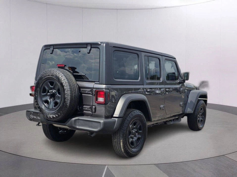 2026 Jeep JL Wrangler - Image 5 of 10