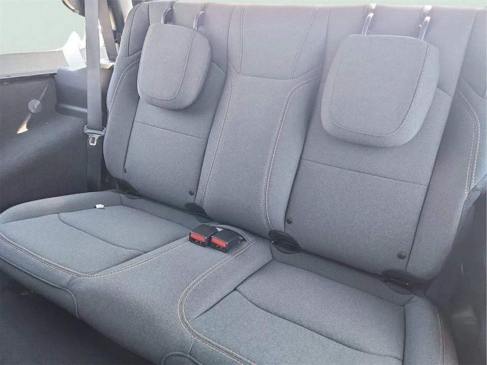 2026 Jeep JL Wrangler - Image 13 of 16
