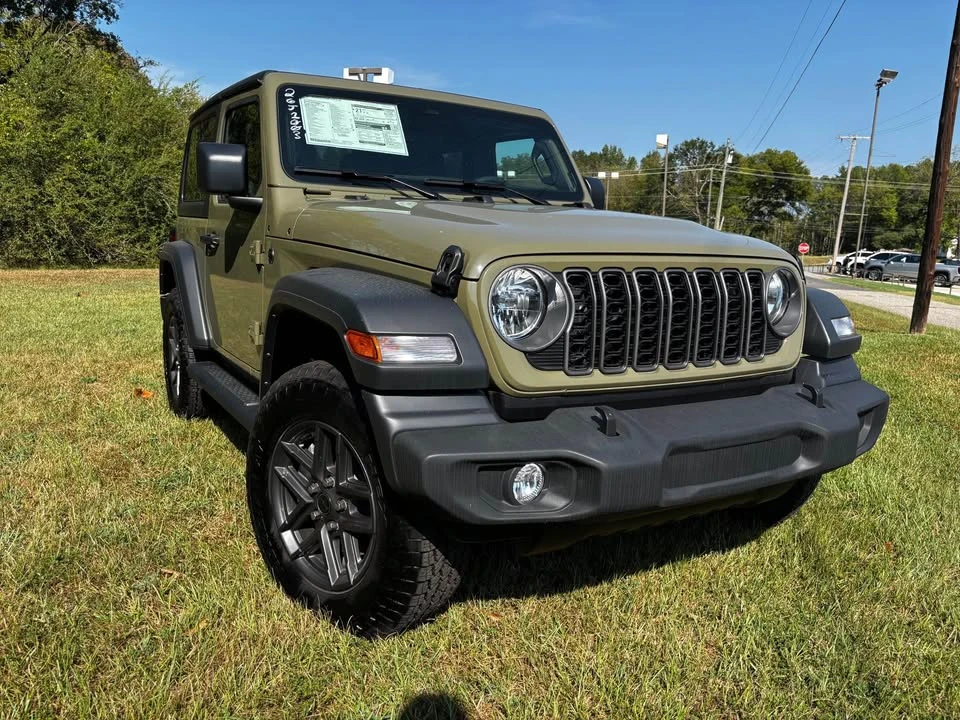 2026 Jeep JL Wrangler - Image 2 of 13
