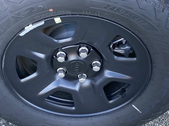 2026 Jeep JL Wrangler - Image 5 of 12