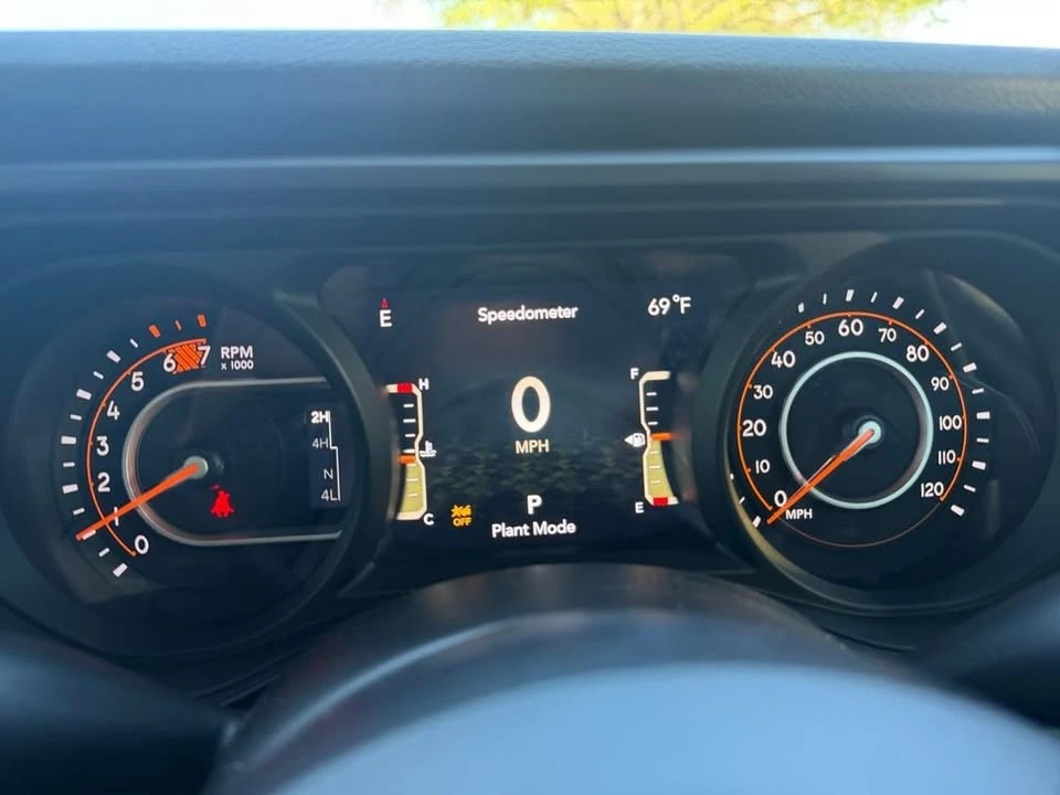 2026 Jeep JL Wrangler - Image 14 of 20