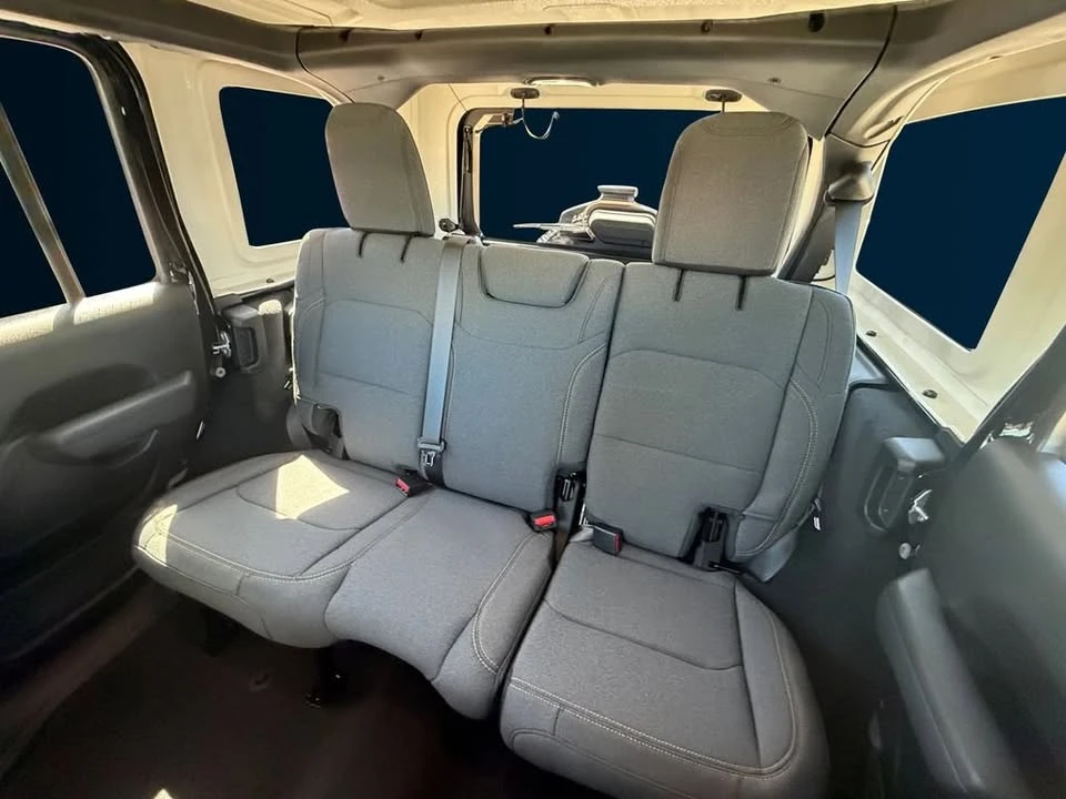 2026 Jeep JL Wrangler - Image 16 of 20