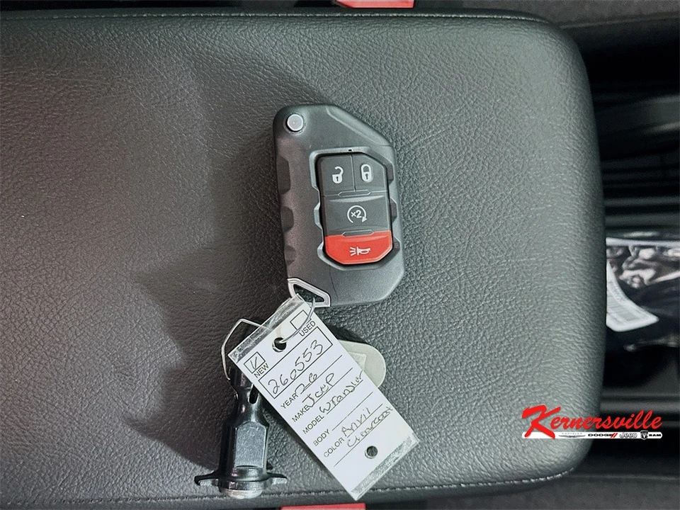 2026 Jeep JL Wrangler - Image 20 of 21