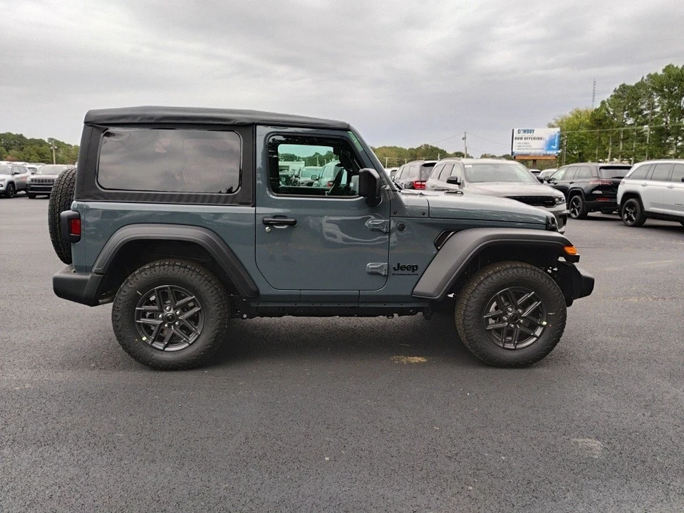 2026 Jeep JL Wrangler - Image 4 of 12