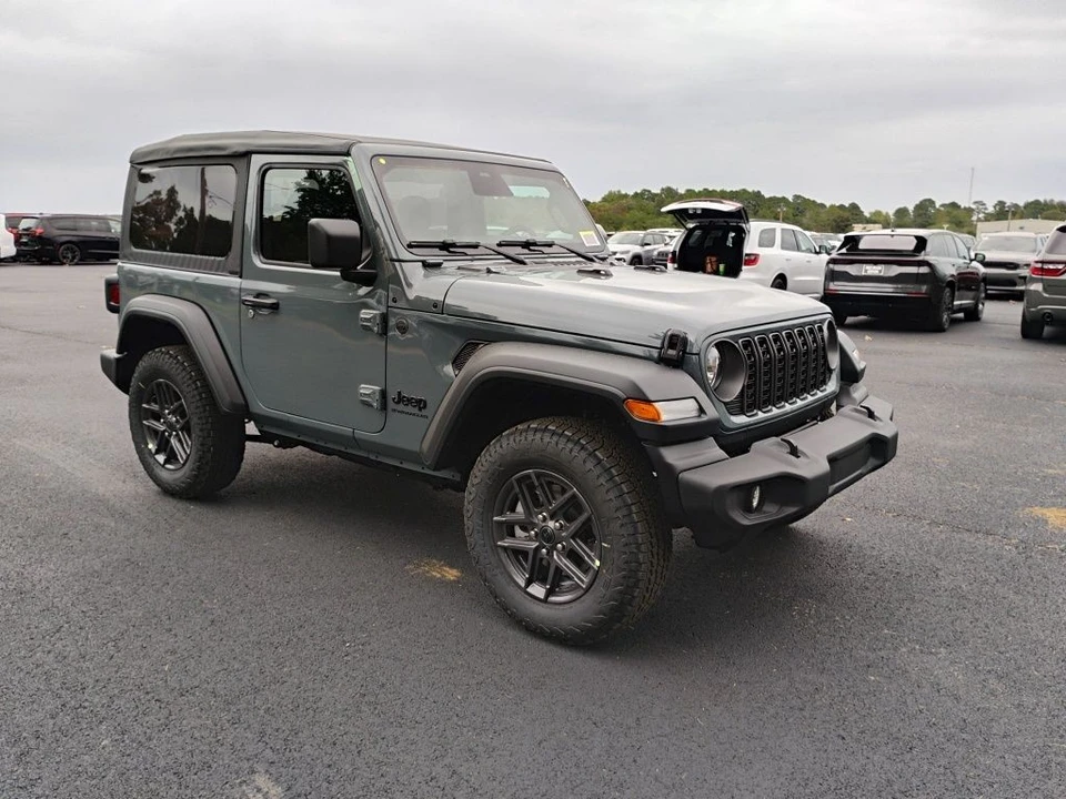 2026 Jeep JL Wrangler - Image 3 of 12