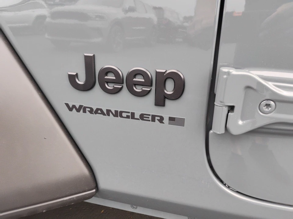 2026 Jeep JL Wrangler - Image 10 of 12
