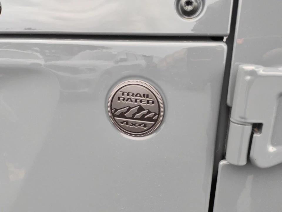 2026 Jeep JL Wrangler - Image 11 of 12