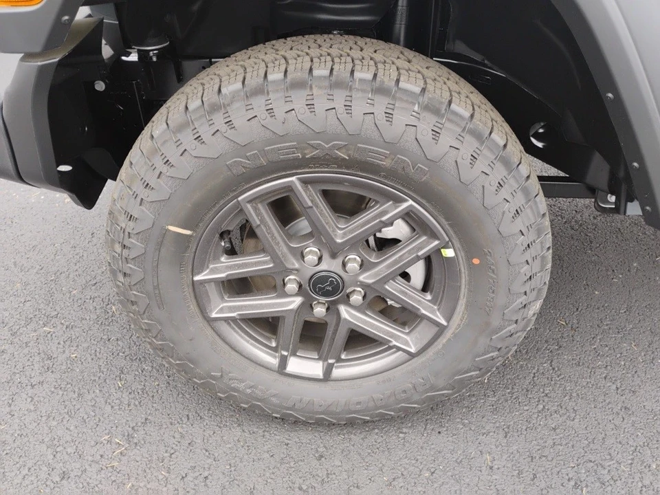 2026 Jeep JL Wrangler - Image 9 of 12