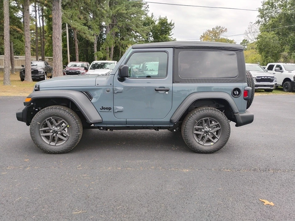 2026 Jeep JL Wrangler - Image 8 of 12