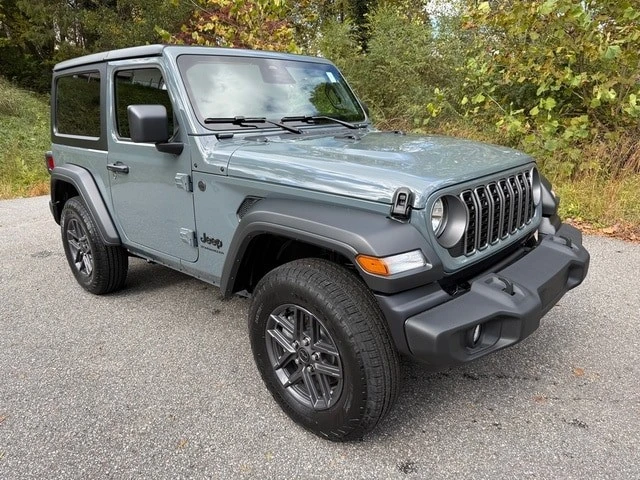 2026 Jeep JL Wrangler - Image 5 of 31