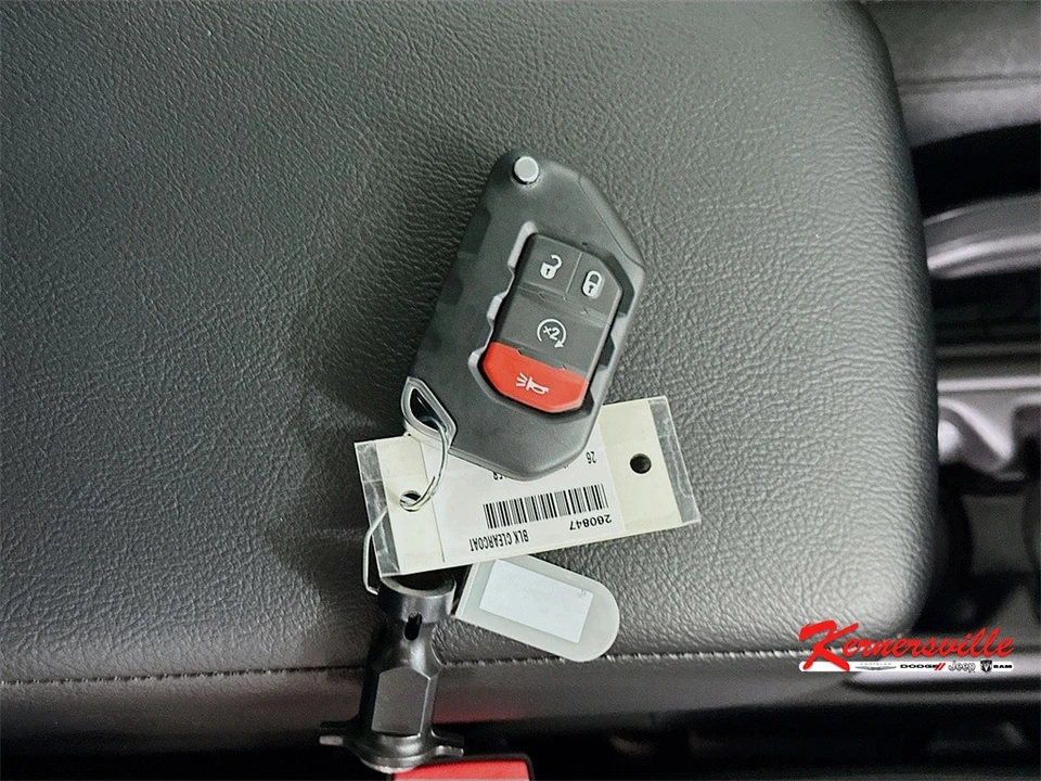 2026 Jeep JL Wrangler - Image 20 of 21