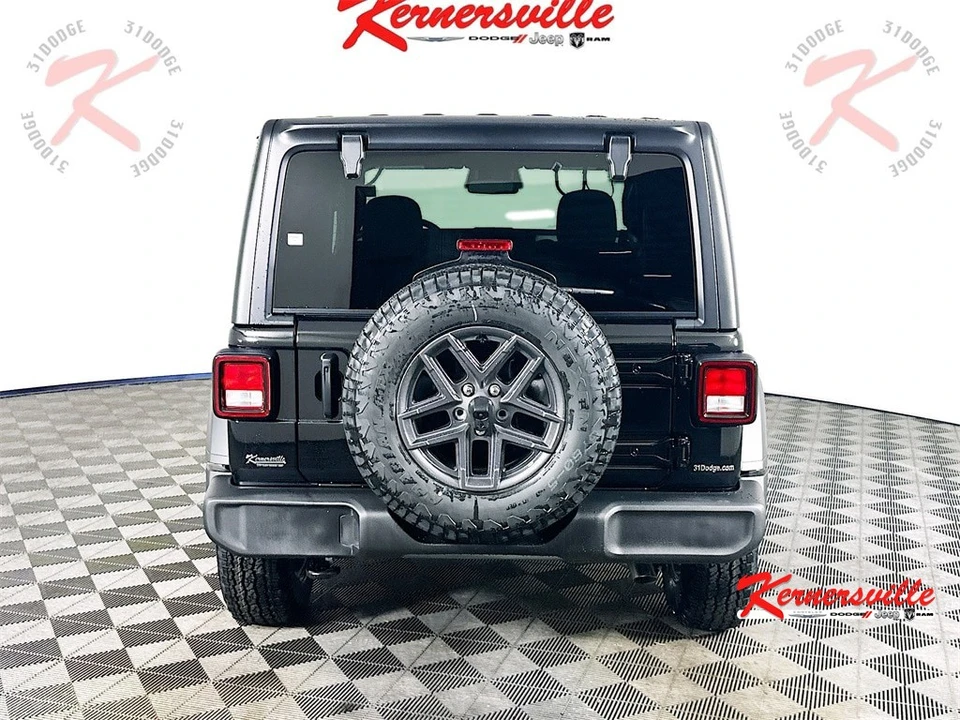 2026 Jeep JL Wrangler - Image 6 of 21